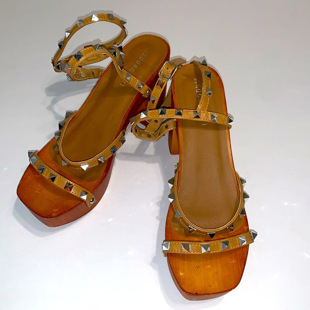 Steve Madden- Madden Girl- Tan G- Canon Faux Leather Wooden Clog Platform Sandal